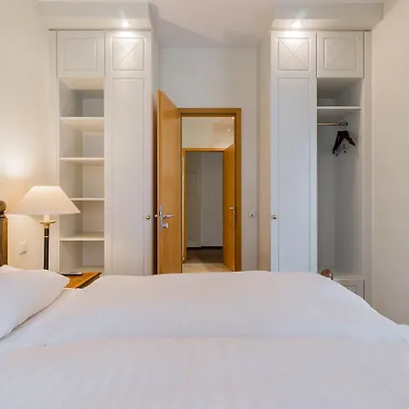 Apartmenthaus Mitte Aparthotel *