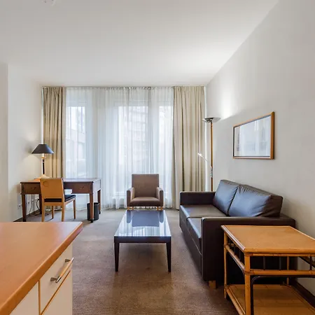 Apartmenthaus Mitte 3* برلين